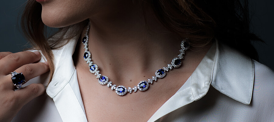 Super-Jewels Sapphire necklace and ring