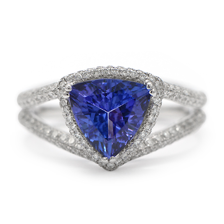 Pear-Shape Tanzanite & Diamond Ring | Minneapolis, MN  