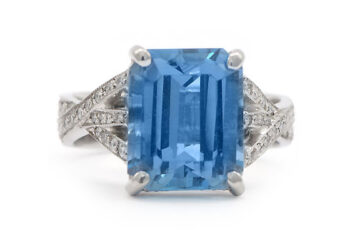 Aquamarine ring