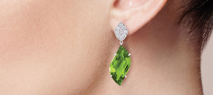 Blog-Greenery Green stone earring