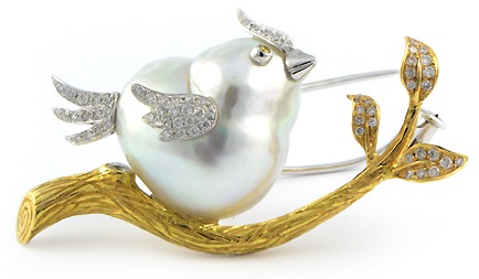 Pearl Brooch shaped like a bird