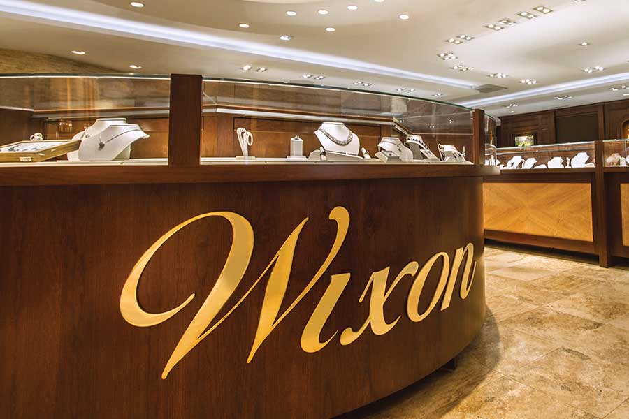 showroom Wixon Jewelers in Bloomington, MN