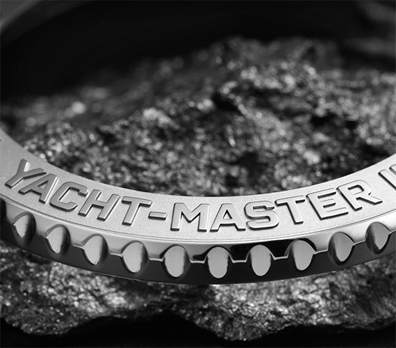 yacht-master_feature_bezel_0001__570x500