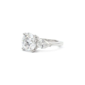 013752-three-stone-engagement-ring