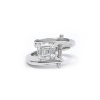 014124_1-asscher-cut-platinum-engagement-ring