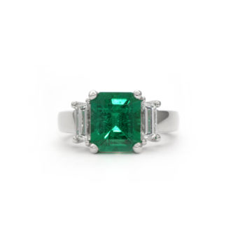 040790_1-emerald-cut-green-emerald-diamond-ring