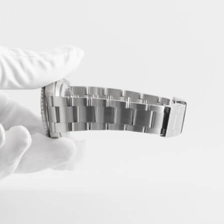 Pre-owned Rolex Submariner Watch