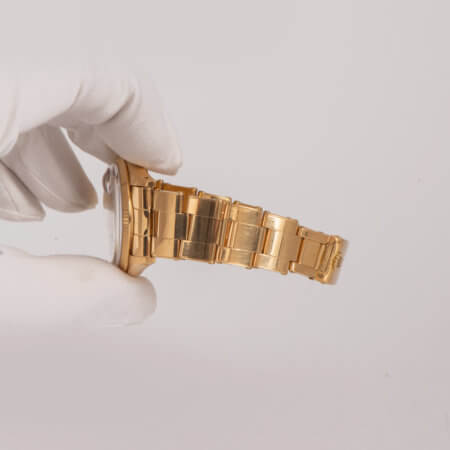 1969 Rolex Oyster Perpetual Date vintage watch