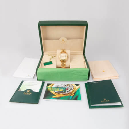 2002 Rolex Day-date 36mm pre-owned watch