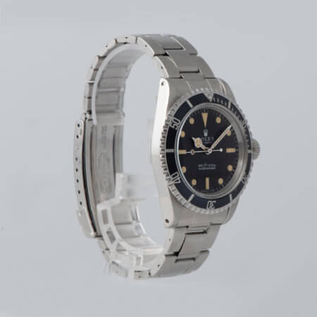 Vintage Rolex Submariner pre-owned watch