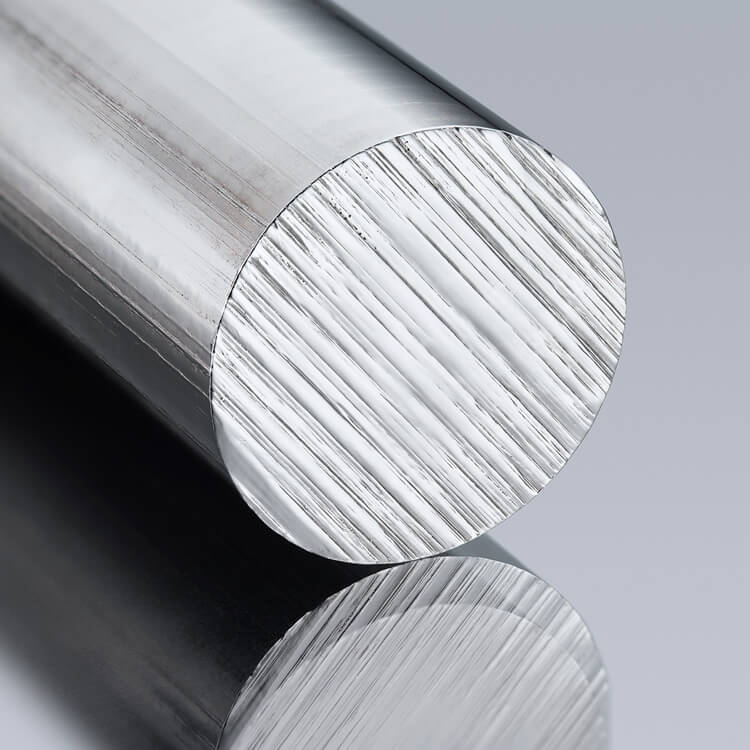 white_rolesor-oystersteel_and_white_gold-steel-white-gold