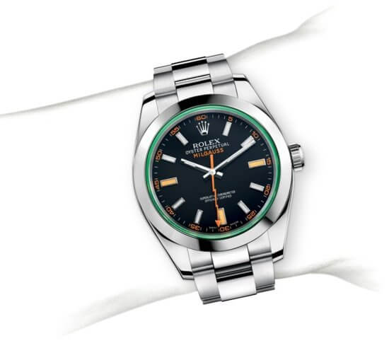 m116400gv-0001_modelpage_on_wrist_portrait