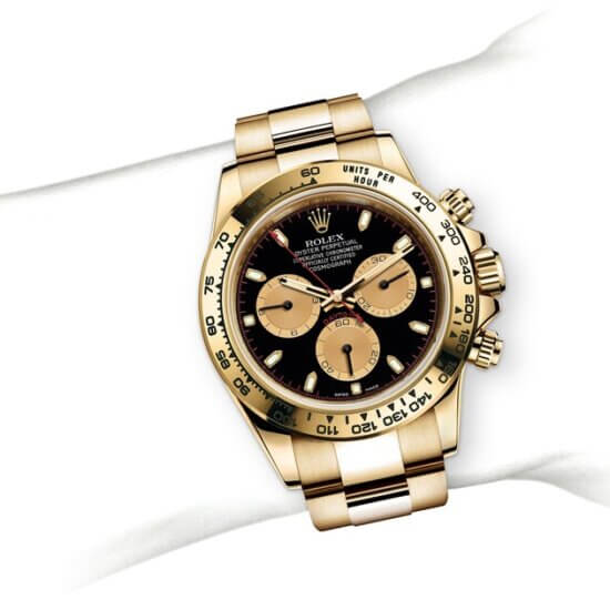 m116508-0009_modelpage_on_wrist_landscape