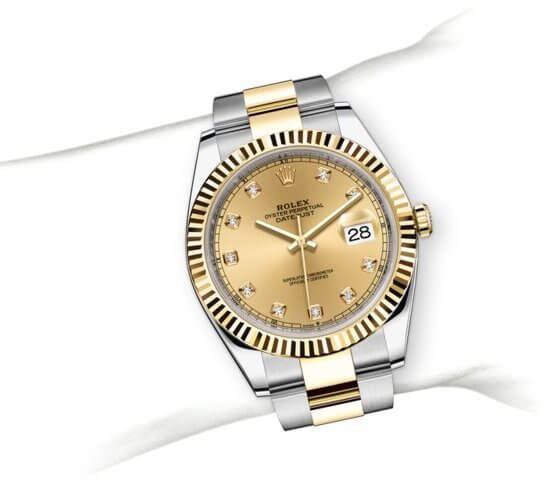 m126333-0011_modelpage_on_wrist_portrait