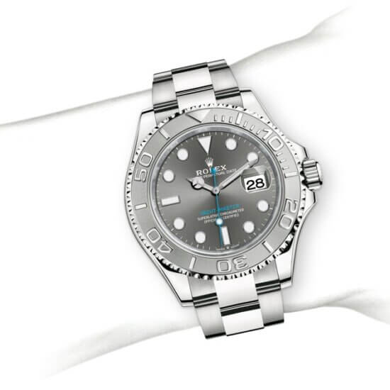 m126622-0001_modelpage_on_wrist_landscape