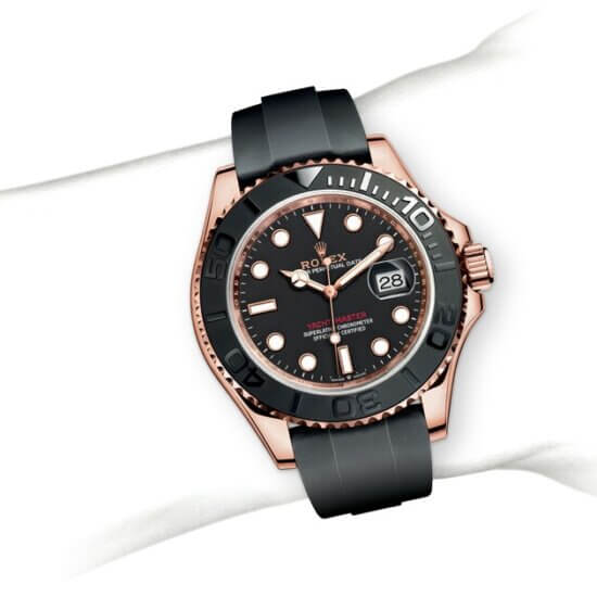 m126655-0002_modelpage_on_wrist_landscape
