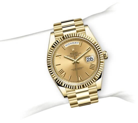 m228238-0006_modelpage_on_wrist_portrait