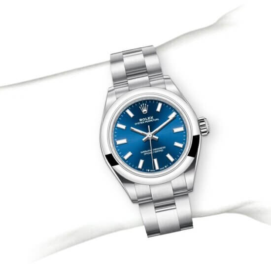 m276200-0003_modelpage_on_wrist_landscape