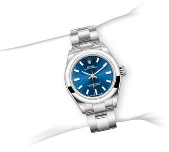 m276200-0003_modelpage_on_wrist_portrait