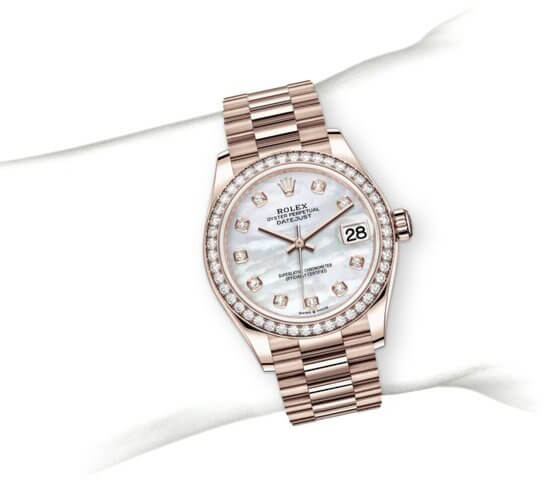 m278285rbr-0005_modelpage_on_wrist_portrait