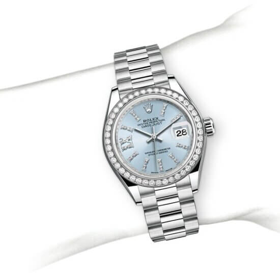 m279136rbr-0001_modelpage_on_wrist_landscape