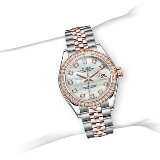 m279381rbr-0013_modelpage_on_wrist_landscape