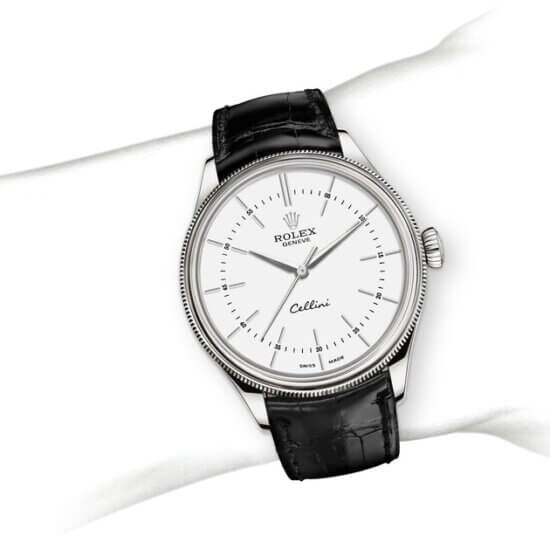 m50509-0016_modelpage_on_wrist_landscape