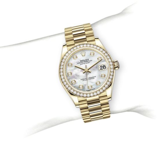 m278288rbr-0006_modelpage_on_wrist_portrait.jpg