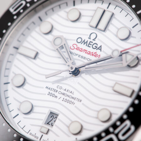 Omega Seamaster Diver 300m White Dial