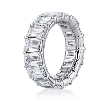 Emerald-Cut Diamond Band