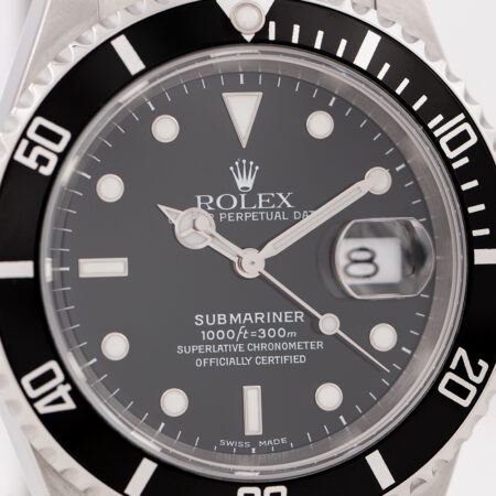 Rolex Submariner Date (16610T)