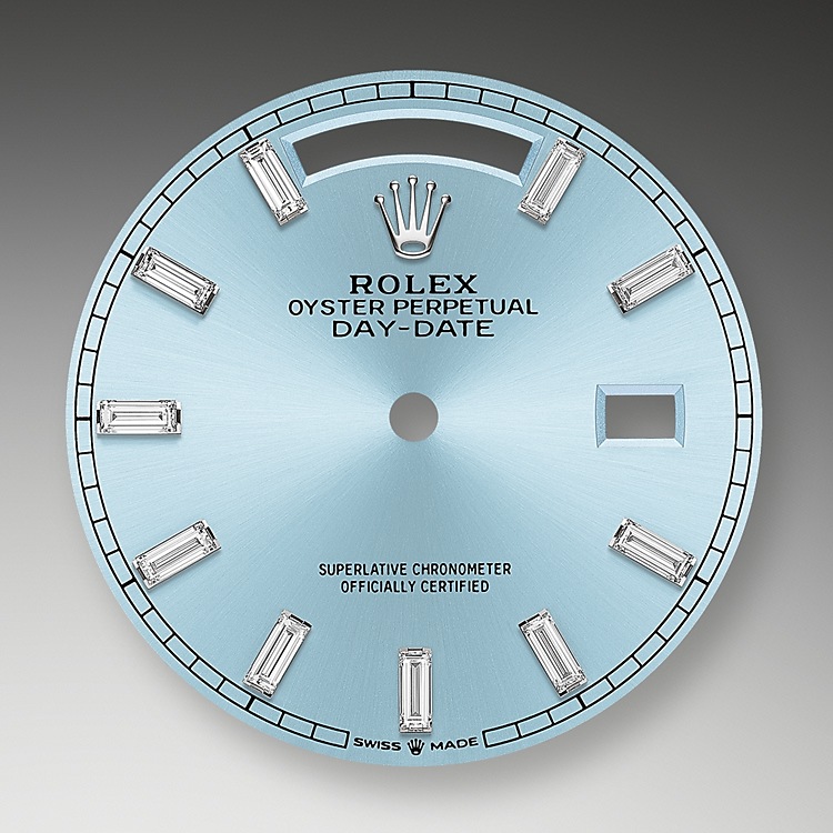 ice-blue_dial-platinum_and_diamonds-52290_g_36.jpg Rolex Day-Date Ice Blue dial set with diamonds