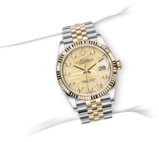 m126233-0043_modelpage_on_wrist_portrait.jpg Rolex Datejust 126233
