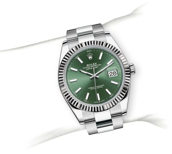 m126334-0027_modelpage_on_wrist_portrait.jpg Rolex Datejust 126334