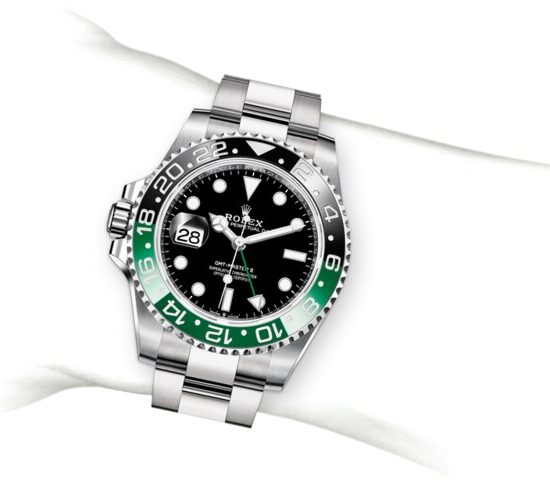 m126720vtnr-0001_modelpage_on_wrist_portrait.jpg Rolex GMT-Master ll