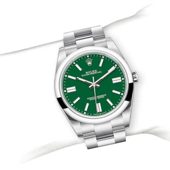 m124300-0005_modelpage_spec_landscape.jpg Rolex m124300-0005 Front Profile