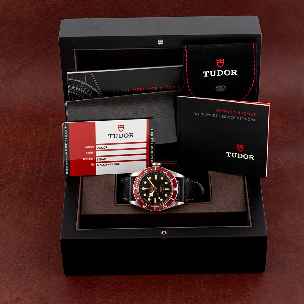 Tudor black bay burgundy eta hotsell