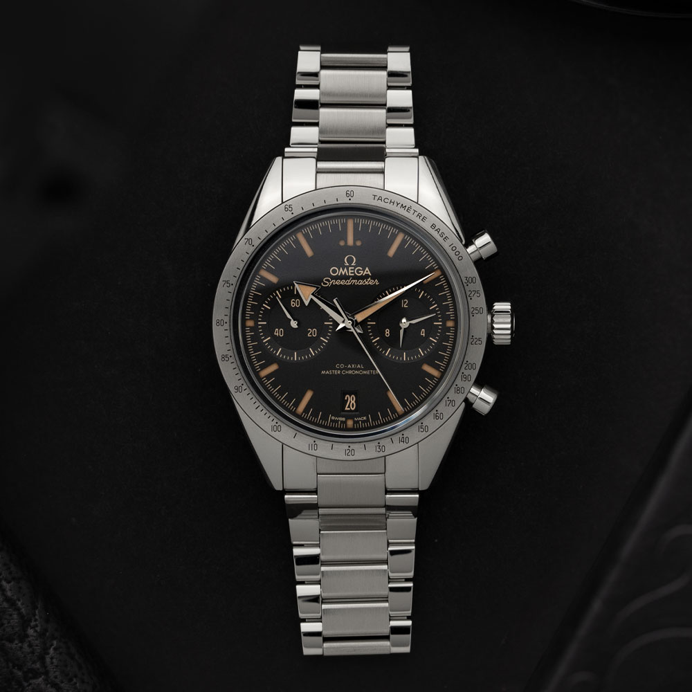 OMEGA Speedmaster ブラックダイヤル スォッチ Need for Speed: The Omega Speedmaster Professional Japan