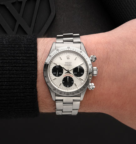 Daytona Big Red on man's wrist